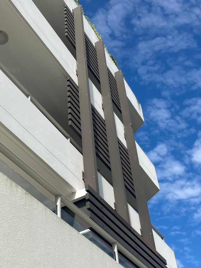 20250430_021315916_iOS