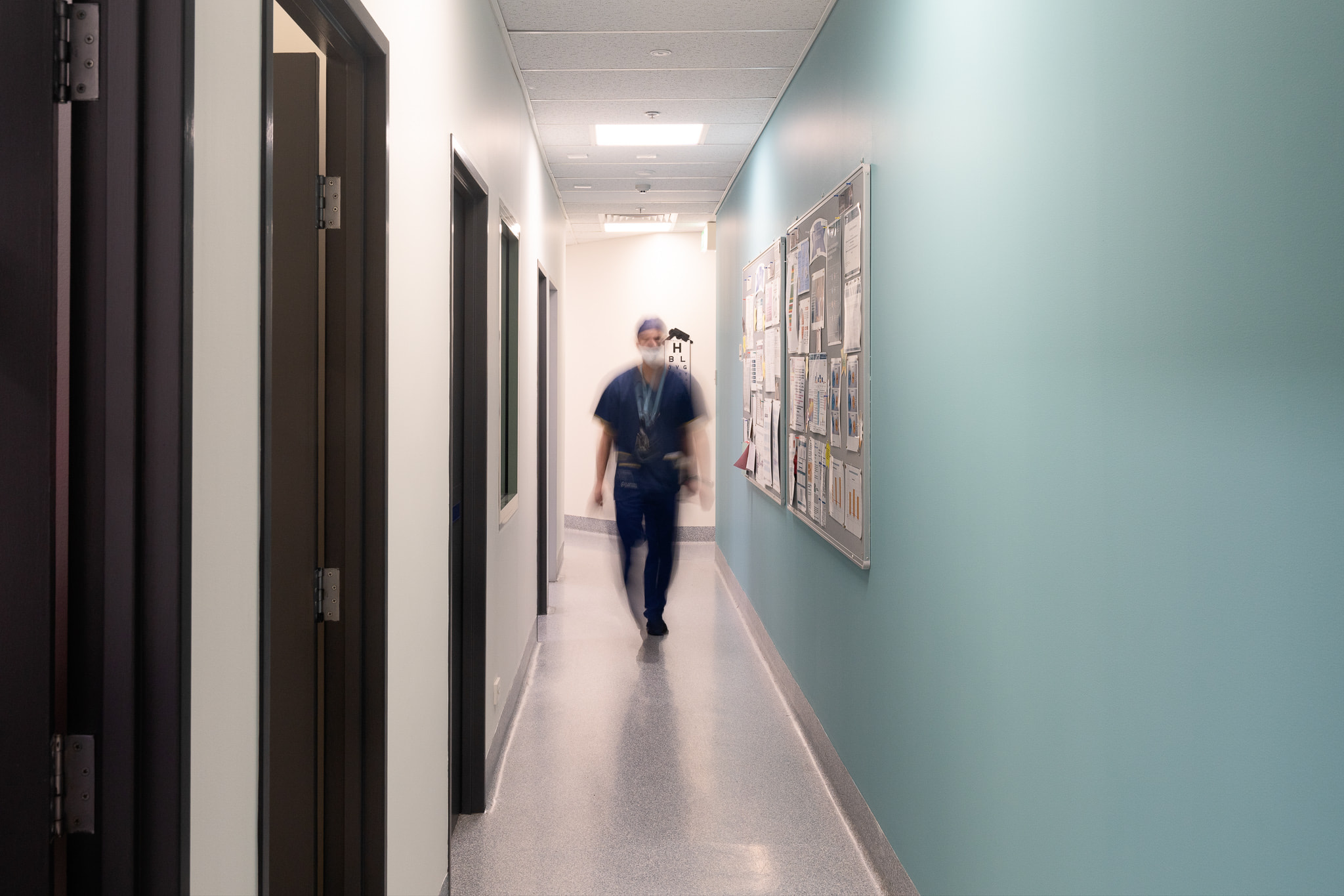 114448_20221026_HigginsCoatings_CanberraHospital_15190-ps_lr