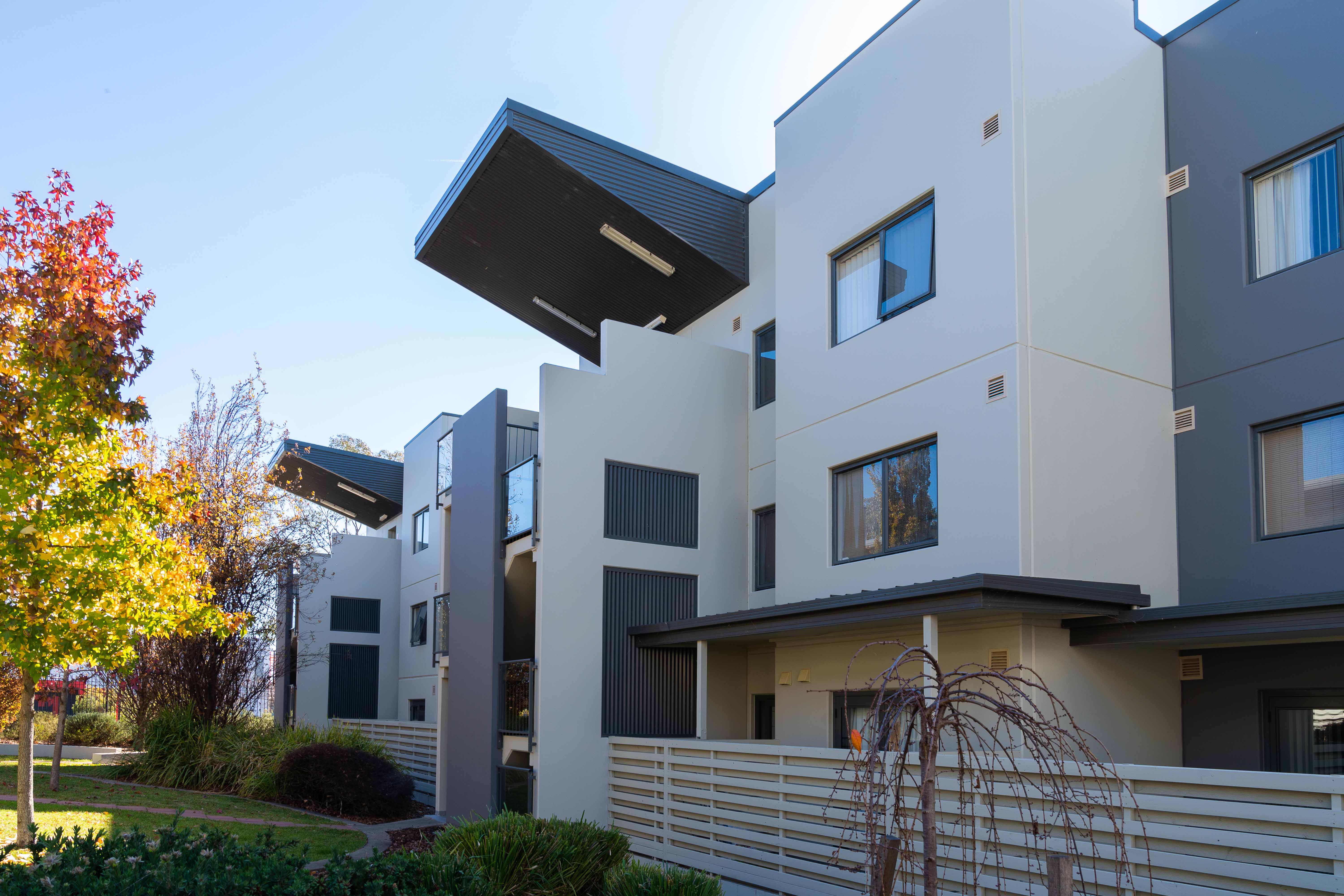 HigginsCoatings_ProximityApts_20210521_29753_fr WEB