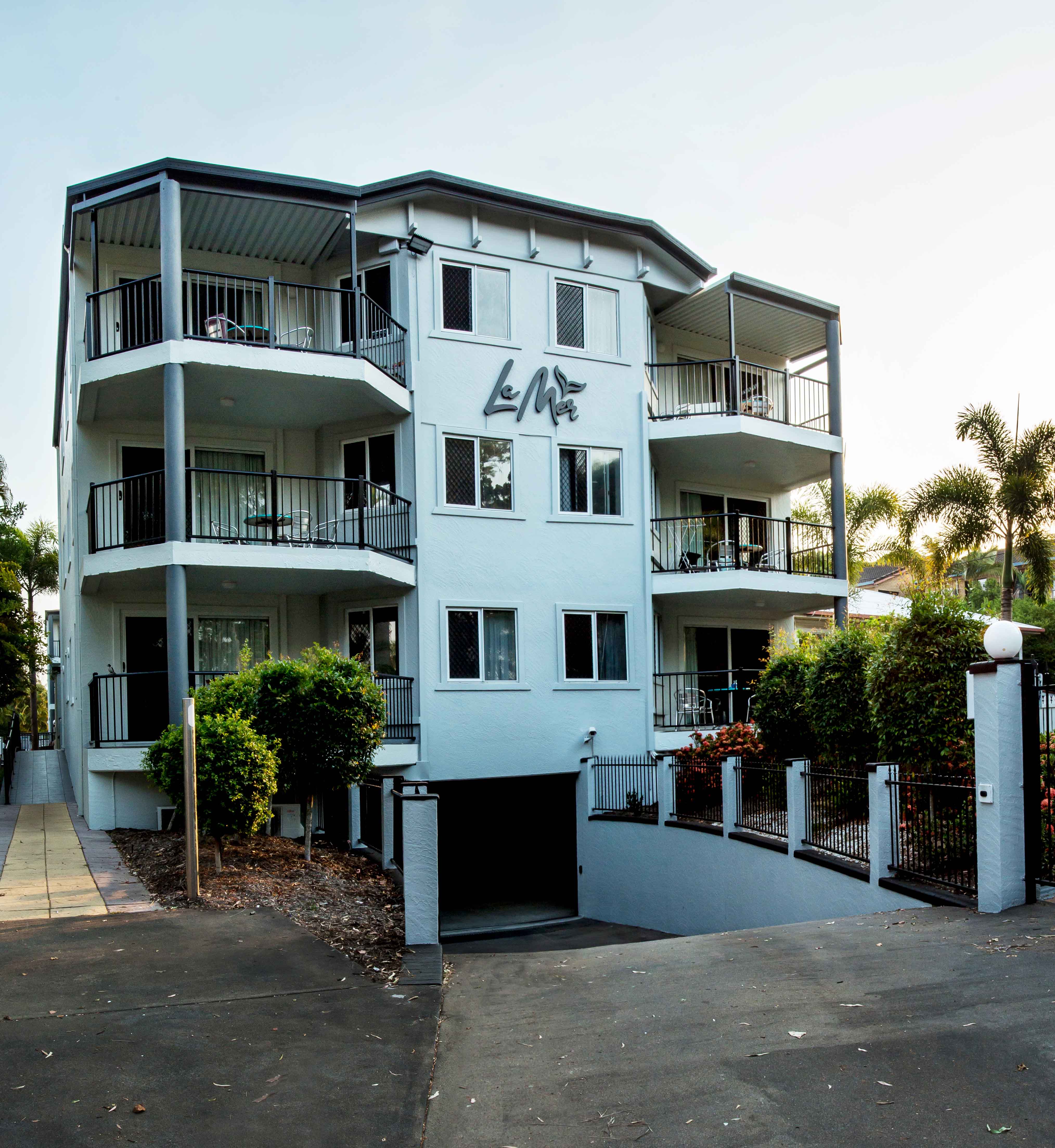 LaMer Beachfront Apartments New Colours WEB-1